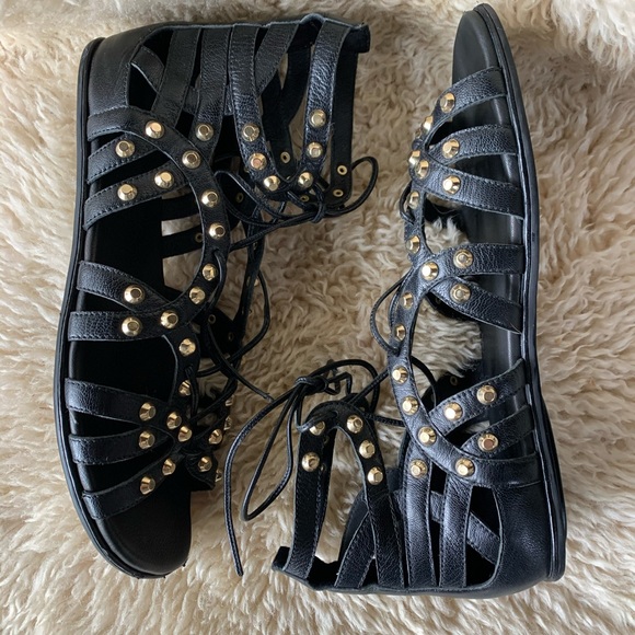 Break yo ❤️ leather studded Gladiator Sandals - Picture 3 of 5